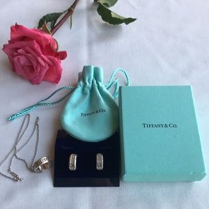 💯 Authentic Tiffany & Co. Sterling Silver earring & ring w/ necklace chain 💗🥰